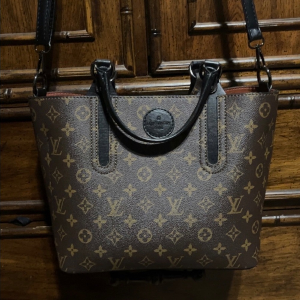 Black and brown tote bag